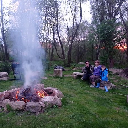 Roze I Jablonie Agroturystyka Gryfów Śląski Extérieur photo